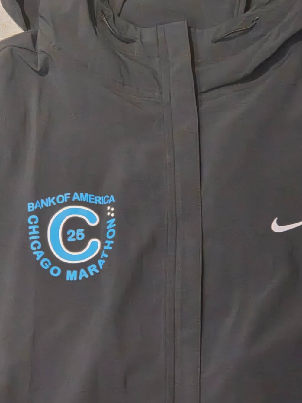 2025 Chicago Marathon Nike Jacket XL - Picture 2 of 5